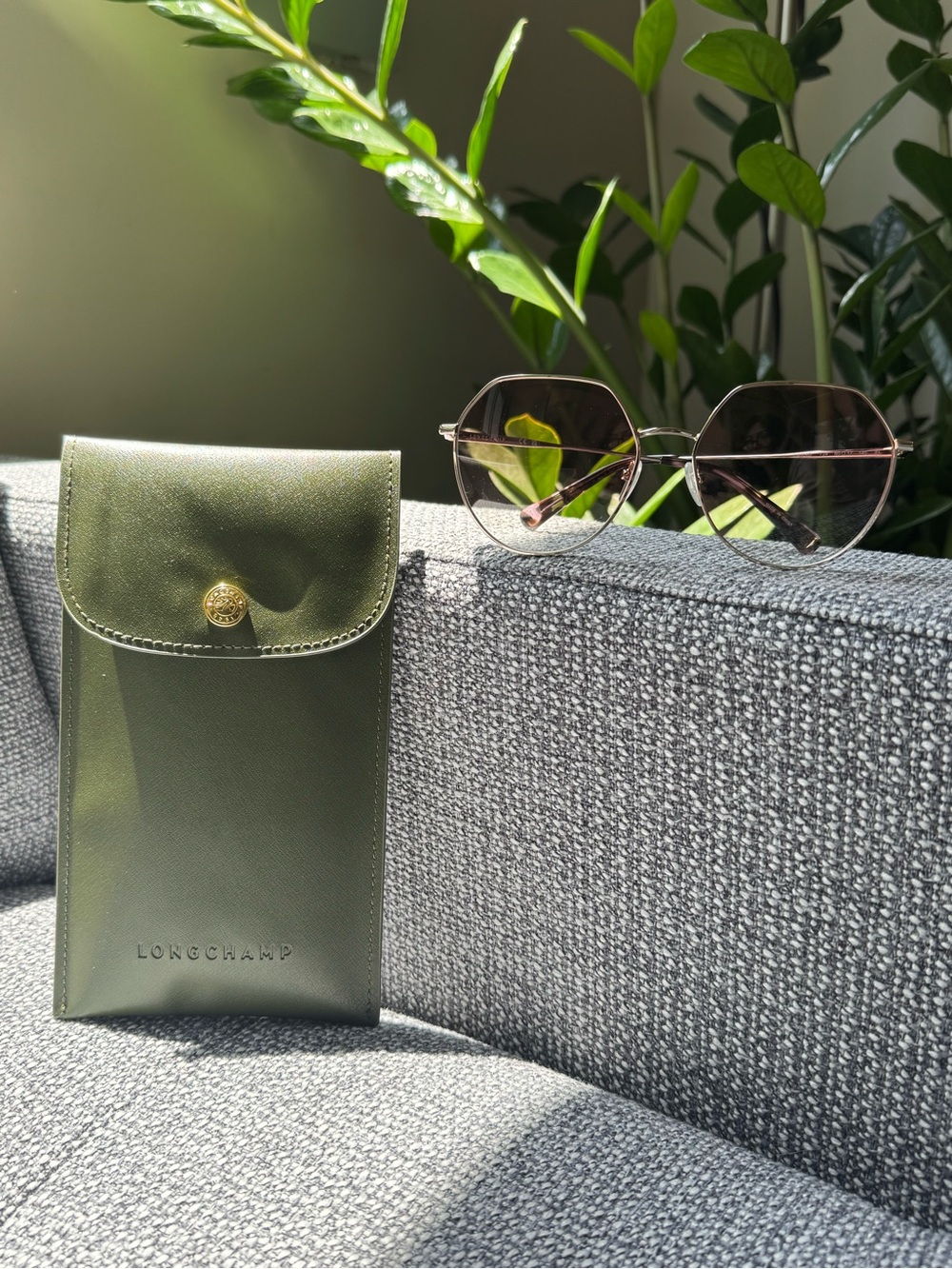 Longchamp Gradient Rectangular Sunglasses - Picture 2 of 3